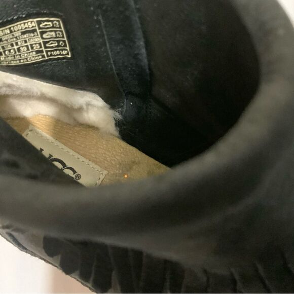 UGG Tiana Fringe Ankle Booties Leather Side Zip Casual 1005454 Womens 8 - Picture 8 of 13